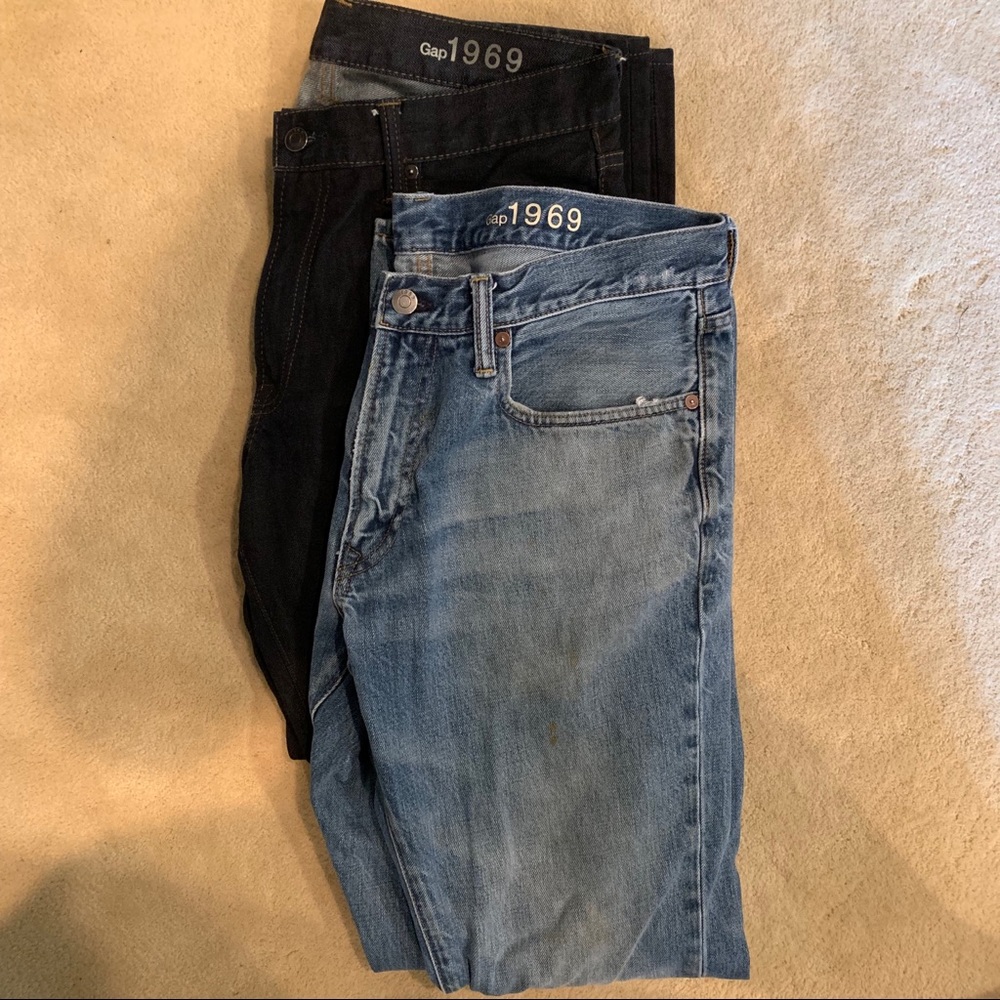 🚨 TWO PAIRS GAP Classic 1969 Denim